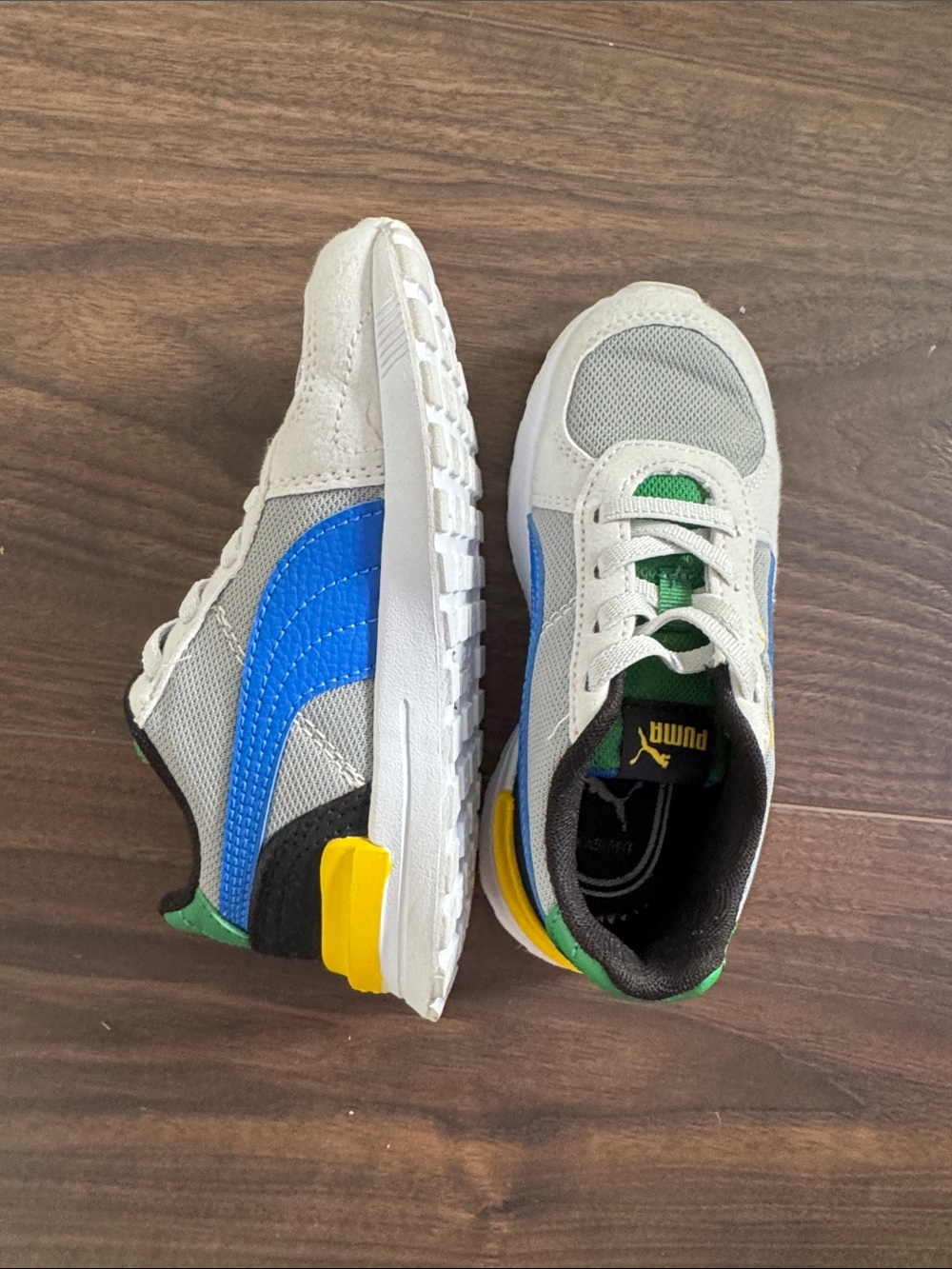 Puma Kids' toddler size 10 Blue & Gray Retro Runner Sneakersworn once